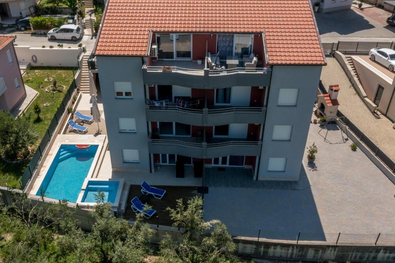 Apartments Karlo Podstrana Kültér fotó
