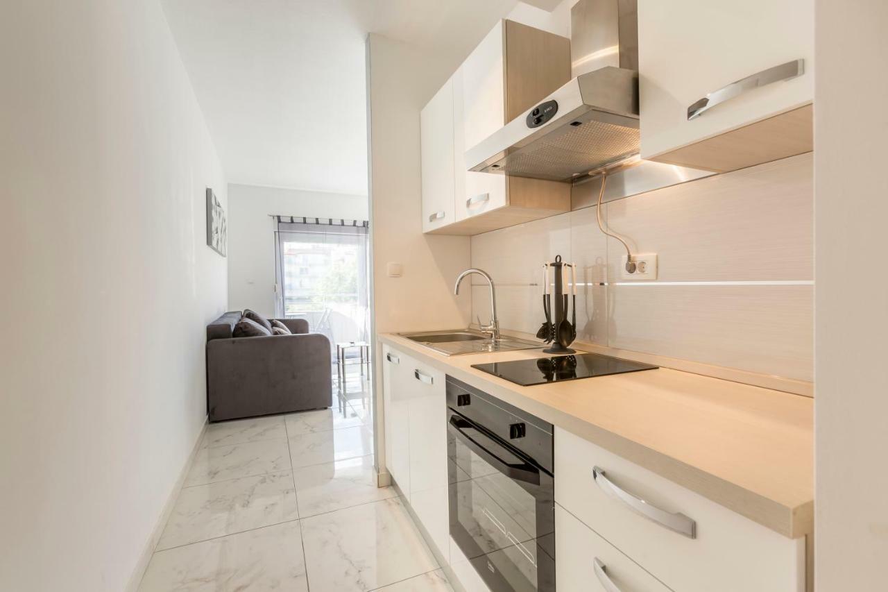Apartments Karlo Podstrana Kültér fotó