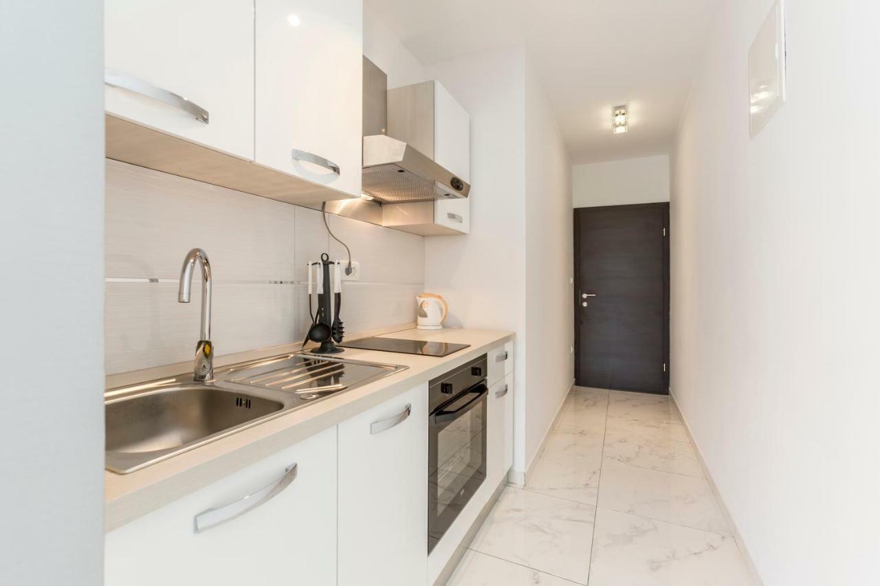 Apartments Karlo Podstrana Kültér fotó